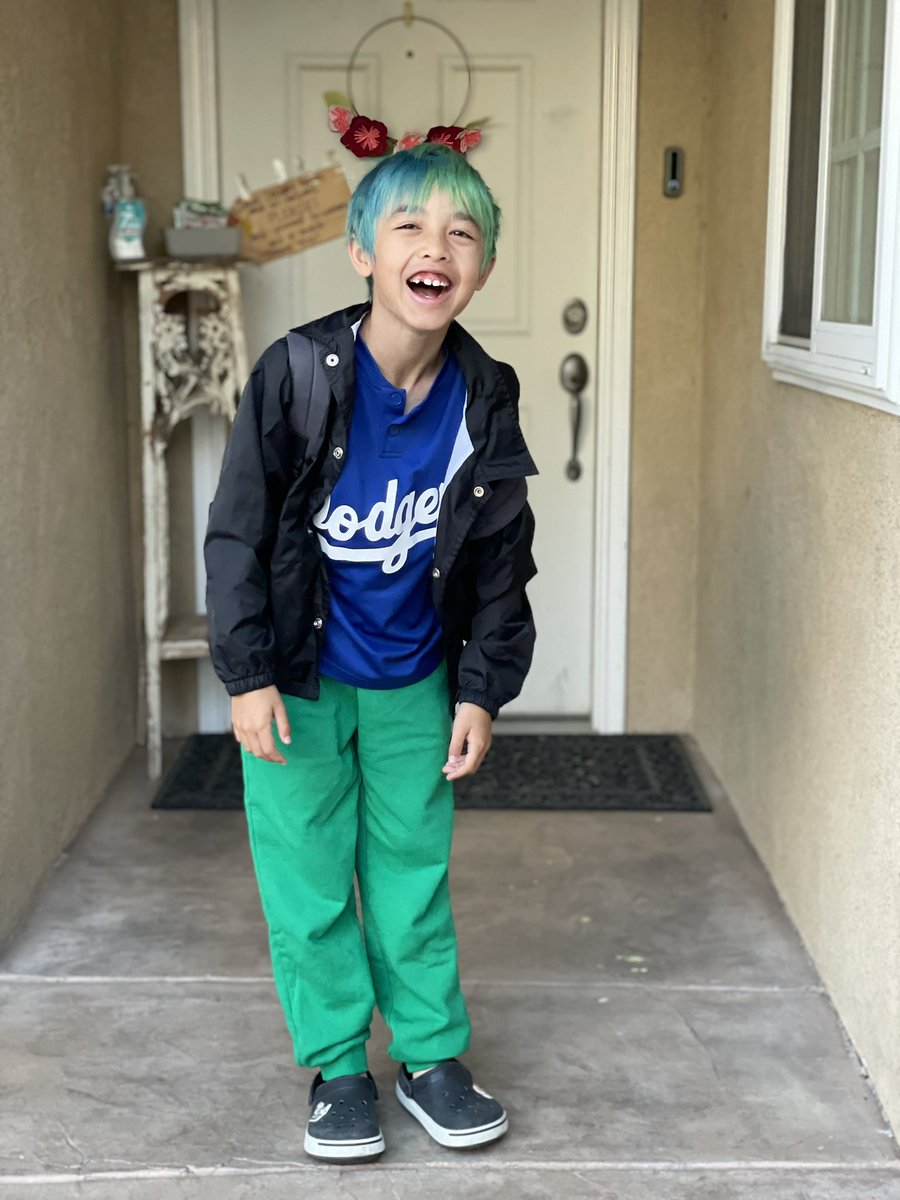MadLew's tweet photo. Kids are tough. But they weren’t “fine”with masks. First thing my third-grader did when he woke up today(a boy who never complained ONCE about masks) was dump his masks from his backpack & shouted,”FREEDOM!”
Praying all kids get to feel this joy today! TWO YEARS!
#firstdaypics https://t.co/7leAutZxkG