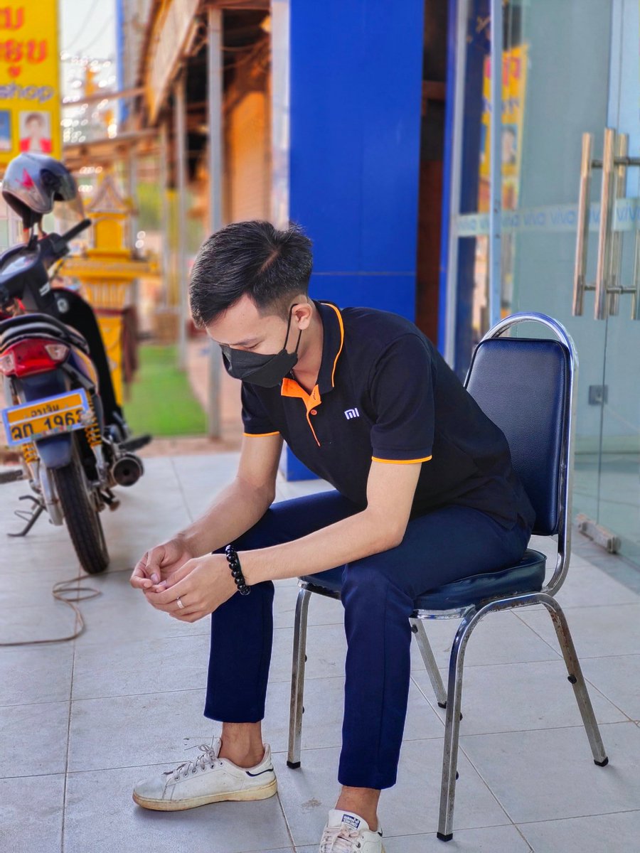 Parn_9504's tweet photo. ບໍ່ຮູ້ວ່າເມື່ອຍ ສຳ່ໃດ.!!!
ຂະຫນາດເບິ່ງຫນັງໂປ ຍັງບໍ່ມີອາລົມ☹️☹️ 

🥀☹️ https://t.co/ej17ArFbgQ