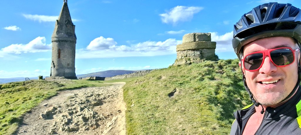 Ainsworth_Si's tweet photo. First π² ride of 2022 π
#hartshead #cobwebs #Countryside #manchesterviews https://t.co/z94I480rPv