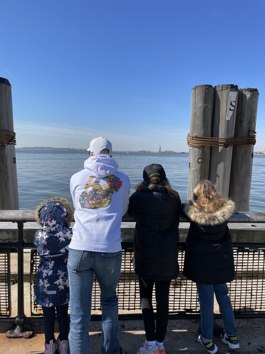 Vchase_13's tweet photo. Good day Lady Liberty #BAYC @BoredApeYC https://t.co/JeySzcCT2d