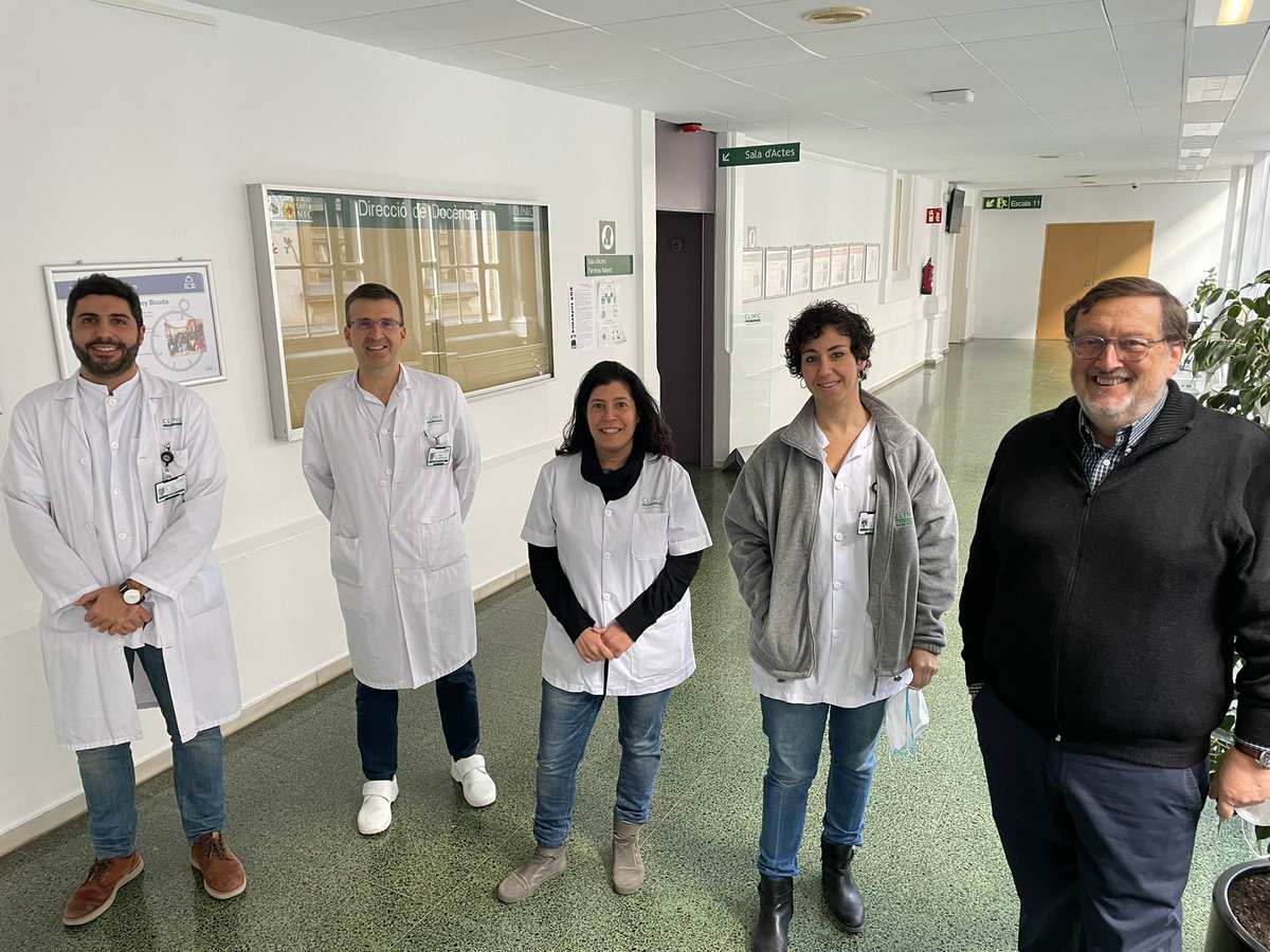 hospitalclinic's tweet photo. Investigadors del #CLÍNIC-@idibaps i del @CIBERehd han caracteritzat el risc de desenvolupar càncer de fetge en pacients amb malaltia hepàtica avançada després de la curació de l'hepatitis C.

➕ Info 👉 https://t.co/aDD9QHrXGn https://t.co/uNX7rrGPoU