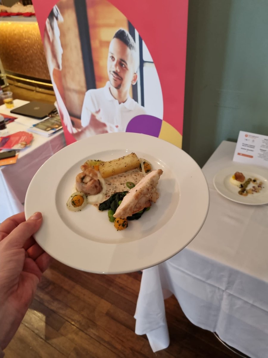 SBFutureChef's tweet photo. CONGRATULATIONS Phoebe Lawson on winning first place in the FutureChef National Final! Your free range roasted chicken, tarragon infused tornado, fondant potato,
wilted spinach, cauliflower puree, blew the judges away! We hope you enjoy your prize, sponsored by @SodexoUK_IRE  🏆 https://t.co/9YJvfM41F3