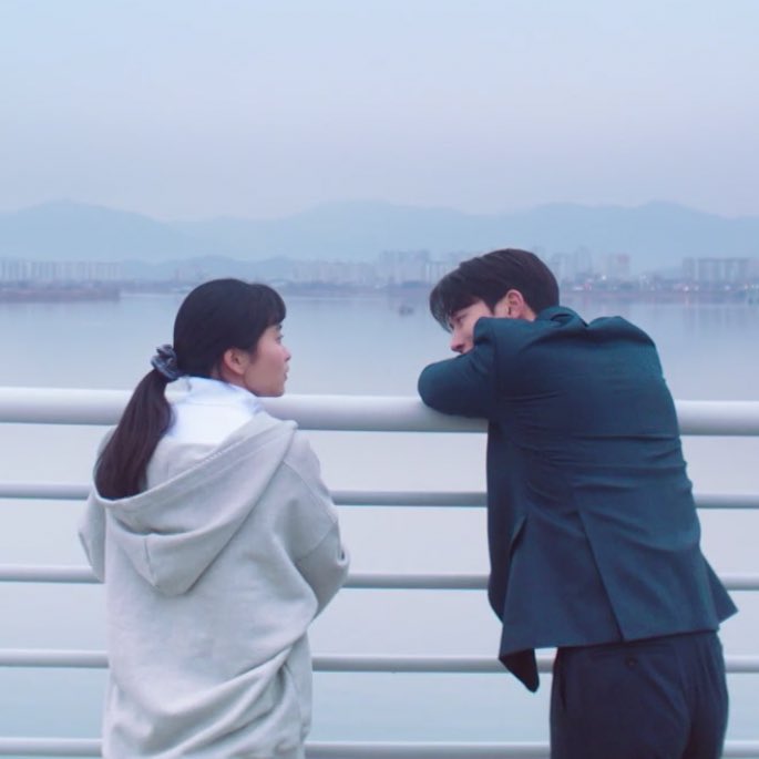 loverdramas's tweet photo. 백이진 얼굴 파묻는 스킬 어쩔건데 심장 터짐 https://t.co/qAm847RejV