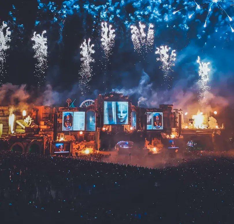 NFTY_INC's tweet photo. FTX x Tomorrowland - The partnership will allow for crypto options in the ticketing, plus an NFT release for attendees. https://t.co/WBAWzo6VX0 https://t.co/V0BRdXYbrh