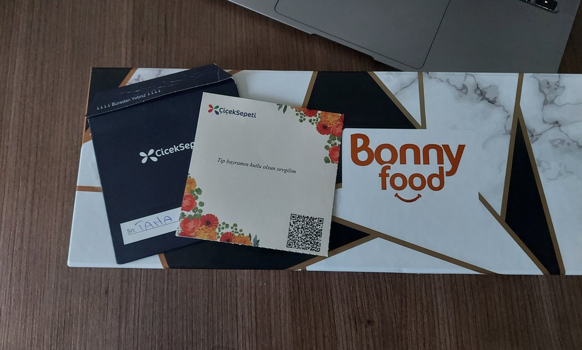 arkadaşlar siz gidin yurtdışına benim yerim yurdum belli oldu