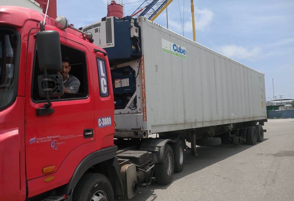 LogicasaOficial's tweet photo. #14Mar #LogiDato 📢 || Seguimos cumpliendo con nuestra labor en la #MisiónAlimentación, junto a los hombres y mujeres de nuestra Gerencia de Transporte, trasladando los alimentos para pueblo.🚒

¡Trabajamos por ti, Venezuela!🇻🇪
_
#PescadoresDePaz 🎣 https://t.co/pvqGaz8LE0