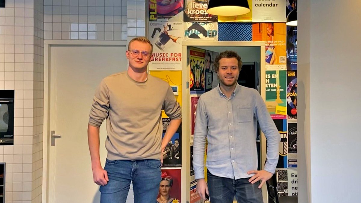 "Dankzij Coen, mijn Rotterdam Port Coach, heb ik een nieuwe blik kunnen ontwikkelen op mijn eigen ambities en de rol die mijn studie en afstudeerperiode daarin spelen" - Bart Bouman, student <a href="/hsrotterdam/">Hogeschool Rotterdam</a>. Lees meer: rdmcoe.nl/verhalen/een-n… <a href="/Vopak_Nederland/">Vopak in Nederland</a> <a href="/JongHaVe/">Jong Havenvereniging</a> <a href="/kekoepel/">KEK</a>