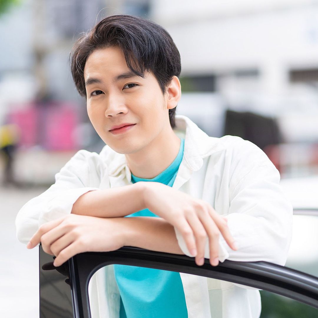 KIIMMONOFFICIAL's tweet photo. อีกเดือนเดียวพี่กายจะมาแล้ว เราก็จะได้เจอกันแล้วน๊าาาา  ฝากติดตามด้วยนะครับ
#ThatsMyCandyTheSeries 
#ขุณขิมมอญ 

👇📷
https://t.co/Nvqe7uAFuj https://t.co/O2AkdtKcFb