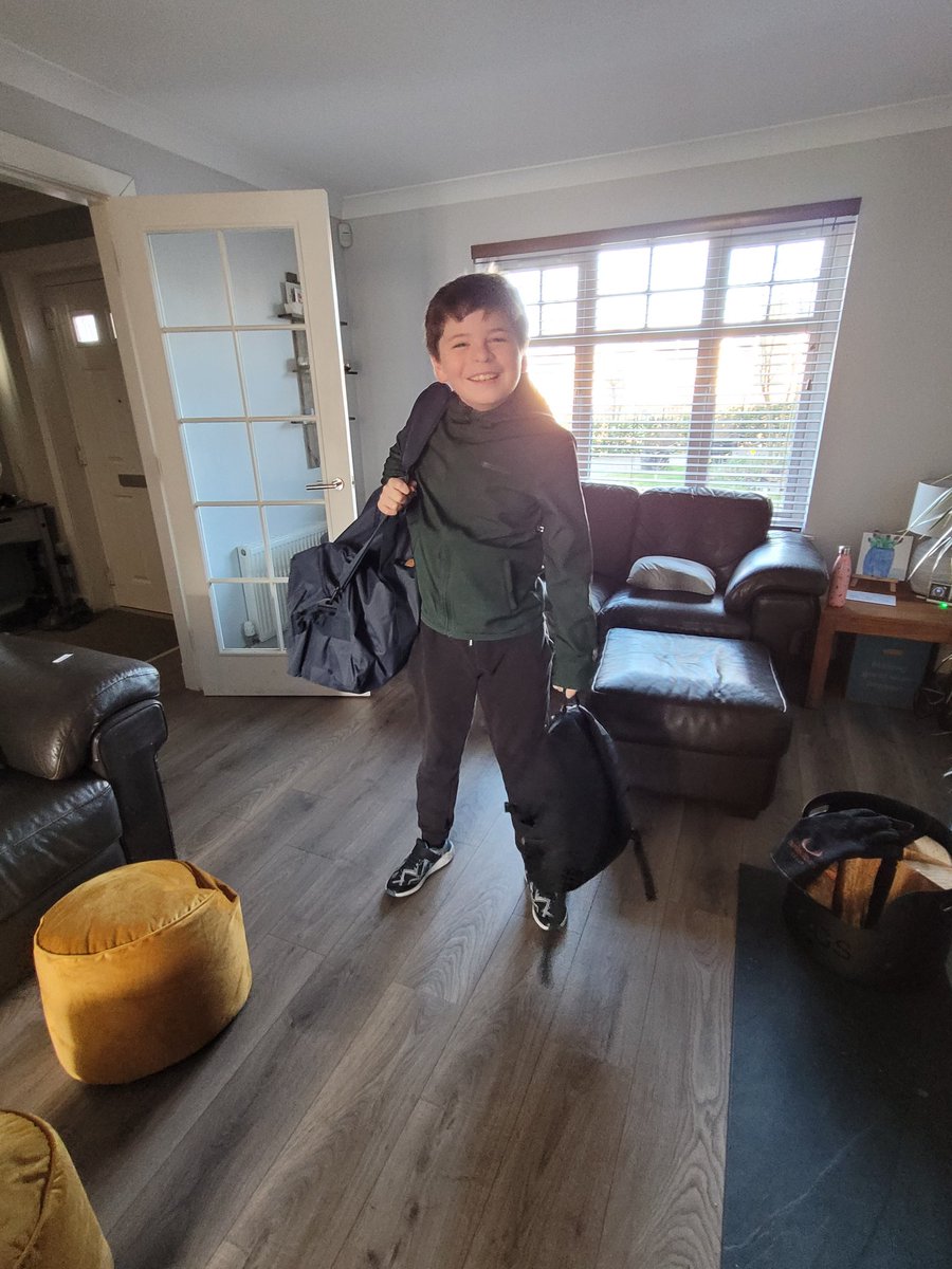 susanjameson's tweet photo. Happy camper ready to head off this morning! Good luck @GorebridgePS have fun!! https://t.co/97ZZVfXYvZ