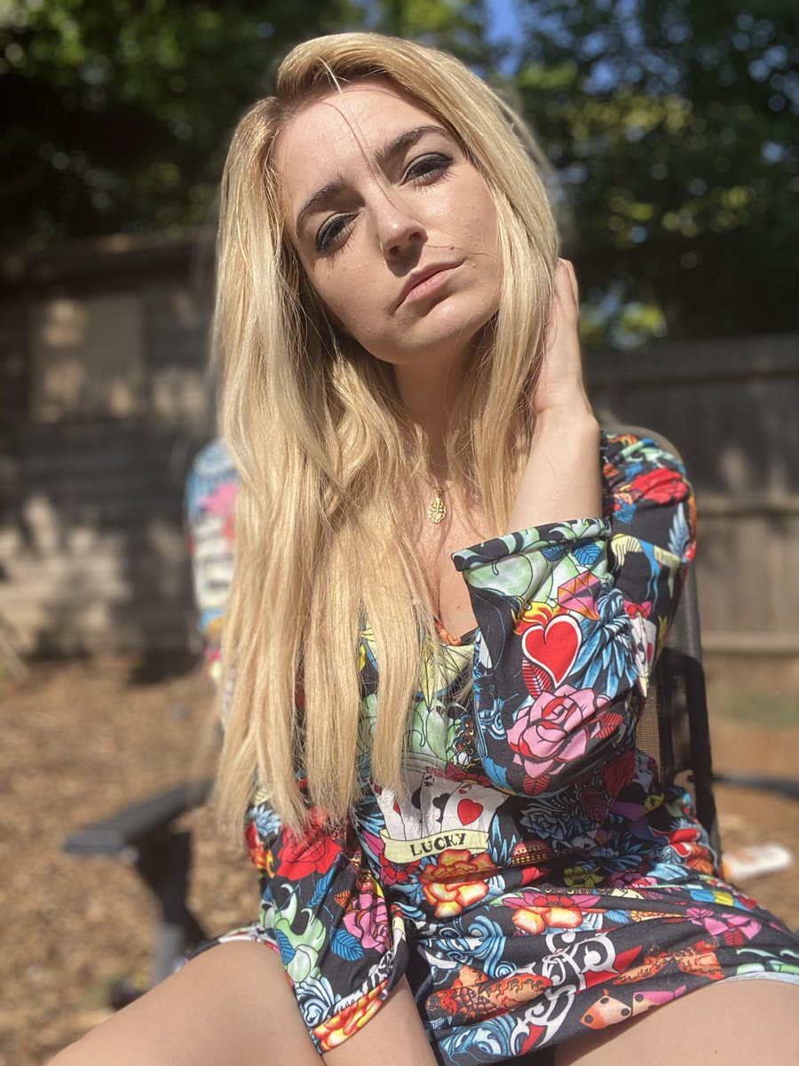 ChiquititaCoz's tweet photo. Weather is getting nice, here’s a cute dress I made, tutorial on my YouTube channel fashion vs costume #sewing #diydressmaker https://t.co/Pblm93FQlJ