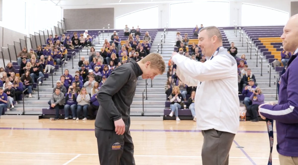 news_gazette's tweet photo. Thanks to @SagesAthletics, @SAGEHSPrincipal, @MonticelloCUSD for allowing @adzilis to tell the story of a remarkable @IHSAState experience.

VIDEO: 15 minutes worth of memories:

https://t.co/FwBXS1KqTe https://t.co/5tNGETci8M