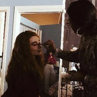 sabrinaupdatehq's tweet photo. 📸 | @SabrinaAnnLynn via fanny_vachon on Instagram | Behind the scenes 2020  Clouds movie #justinbaldoni #sabrinacarpenter #finargus #madisoniseman #nevecampbell  with my co-head Pamela Goldammer https://t.co/pakVRmXQzT