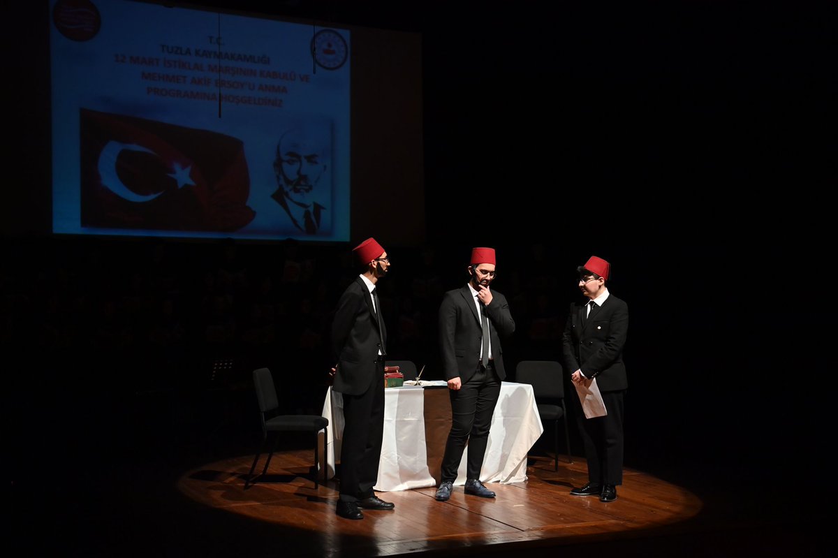 Mehmet Tekinalp Anadolu Lisesi tarafından organize edilen 12 Mart İstiklal Marşımızın Kabulü ve Mehmet Akif Ersoy´u Anma İlçe Programımızı, İdris Güllüce Kültür Merkezi’nde gerçekleştirdik.
<a href="/istanbulilmem/">İstanbul İl Millî Eğitim Müdürlüğü</a> <a href="/memleventyazici/">Levent Yazıcı</a> <a href="/Alireisoglu34/">Dr. Ahmet ALİREİSOĞLU</a>