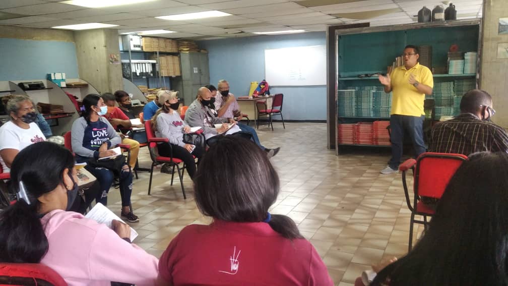 #14Mar Se desarrolla reunión en la Sede del Ipasme con los 9 municipios  coordinadores académicos, administradores escolares, y el coordinador del sistema SIGE recibiendo orientaciones de la estructura Estadal de la Misión Ribas.

#PescadoresDePaz