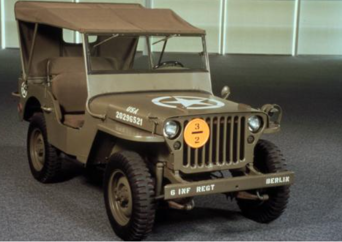ThunderChrysler's tweet photo. What else would you expect from a car brand born on the battlefield? #Jeep https://t.co/Ob97OMpHsz
