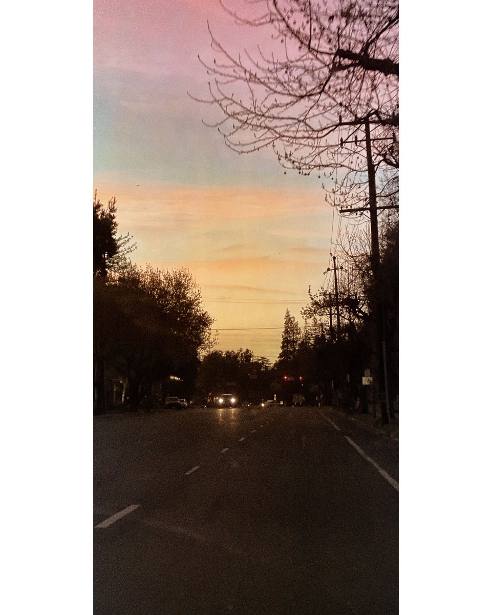 camareapp's tweet photo. 3 variations of new creative filter / insaturator « Habæn » using variator + original - coming in next release - testing and finetuning wip #matièrenumérique #digitalmatter #computationalphotography https://t.co/gGUP35ieHC