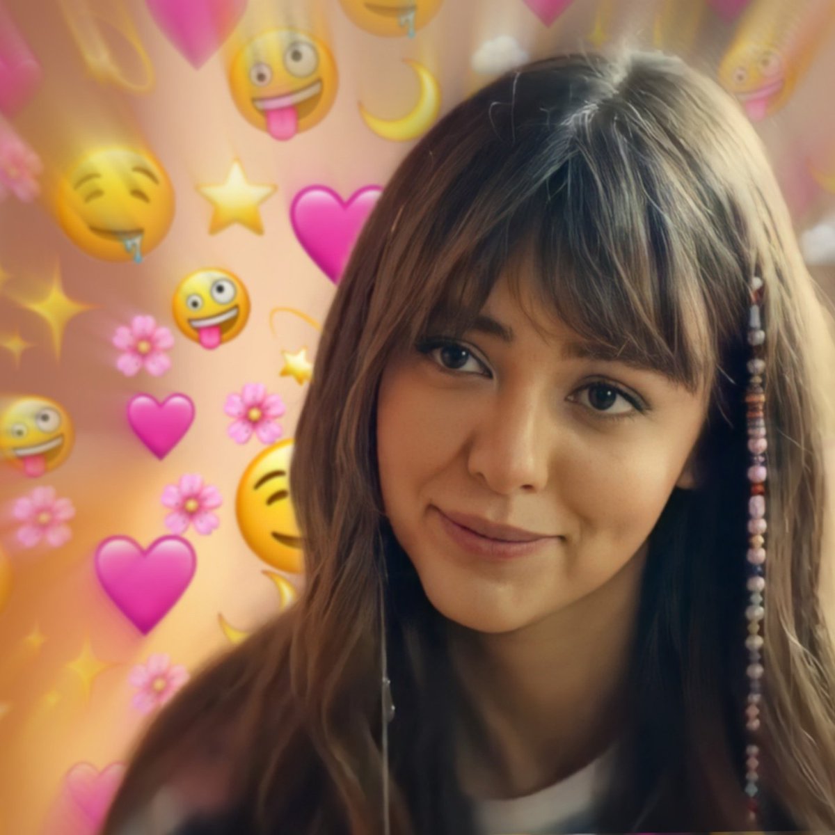 isdybt's tweet photo. bebğima çilek gibi maşallah 🤤🍓

• @aslihan_malbora 👑
• #AslıhanMalbora  🧸 https://t.co/puteEWYpKo