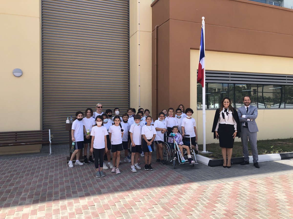 LyceeMonod's tweet photo. Honorés de recevoir la visite de Madame la Députée des Français de l’étranger @Amelia_LKF pour le lancement de la #SemaineDeLaFrancophonie au @LyceeMonod 

Son discours d’ouverture a passionné nos élèves de CM1! https://t.co/zie6UNI6vG
