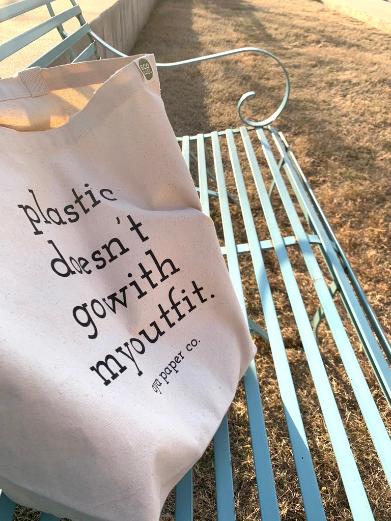With Spring around the corner, we encourage you to transform with the season ✨ 

Water yourself, tend to your roots and snip away what no longer serves you in moving forward. Lighten your load- You’ve got new blessings to embrace 🌺