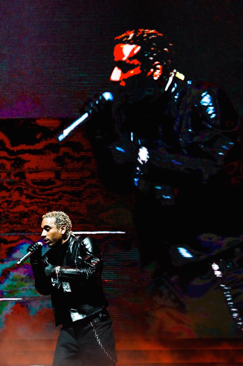 aliverxn's tweet image. LAYLOW

❤️‍🔥 Bercy