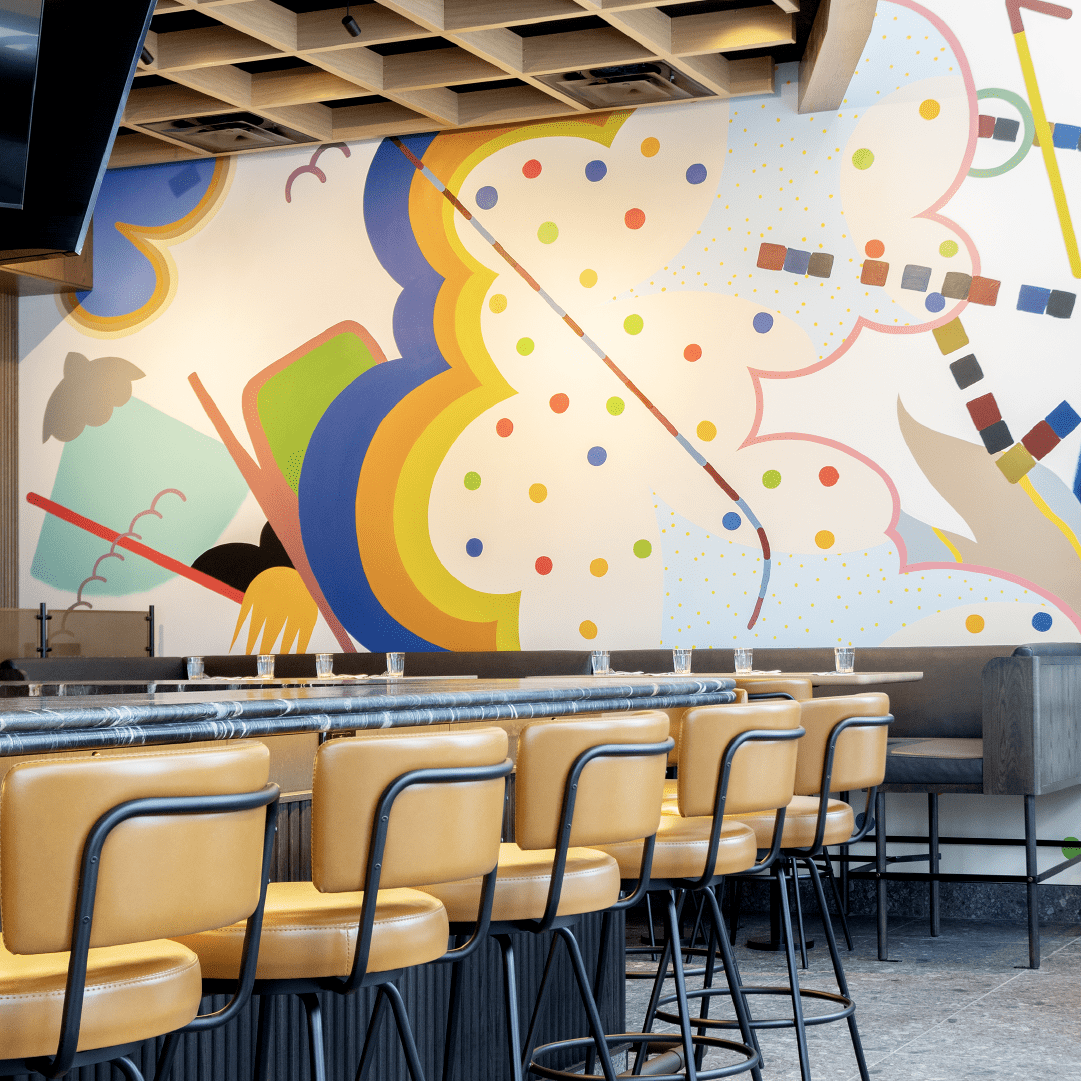 WE'RE OPEN! 🎉 Earls 300 Main, our newest location in downtown #Winnipeg, has officially opened its doors and we can't wait to welcome you. 

Book your table and come see our new space for yourself: earls.ca/locations/300-…
