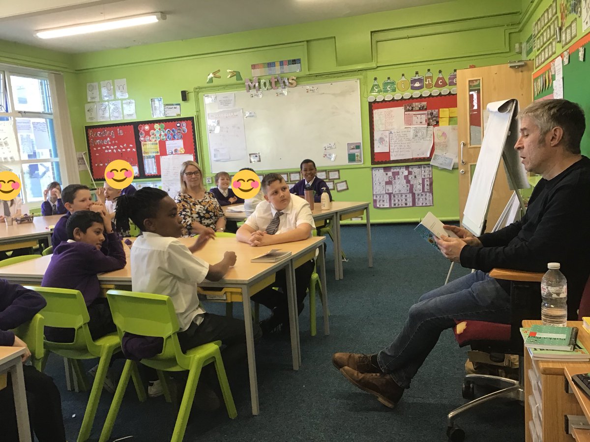 MissRDodd's tweet photo. Excellent session with Andy Tooze this afternoon, we all thoroughly enjoyed it! #andytooze #poetry https://t.co/X9r5RLdrGj