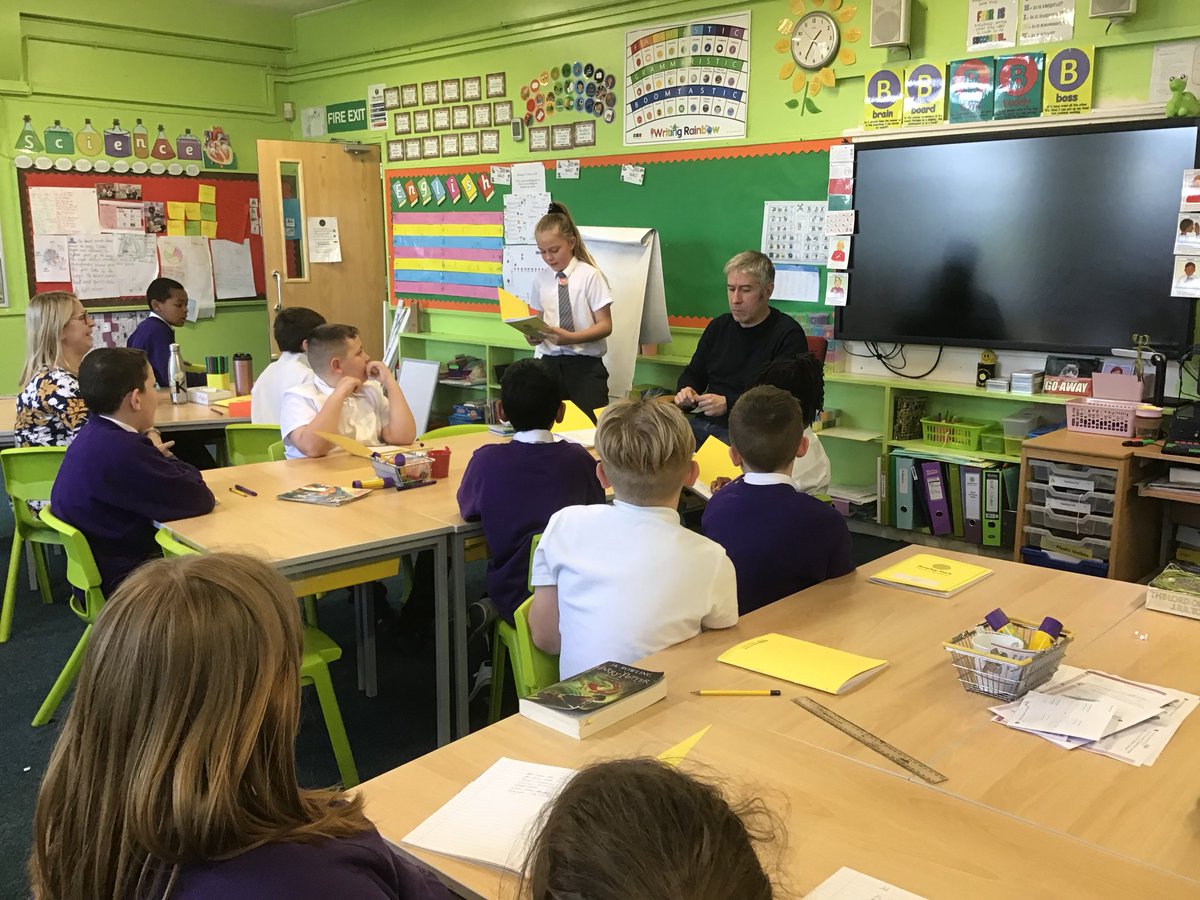 MissRDodd's tweet photo. Excellent session with Andy Tooze this afternoon, we all thoroughly enjoyed it! #andytooze #poetry https://t.co/X9r5RLdrGj