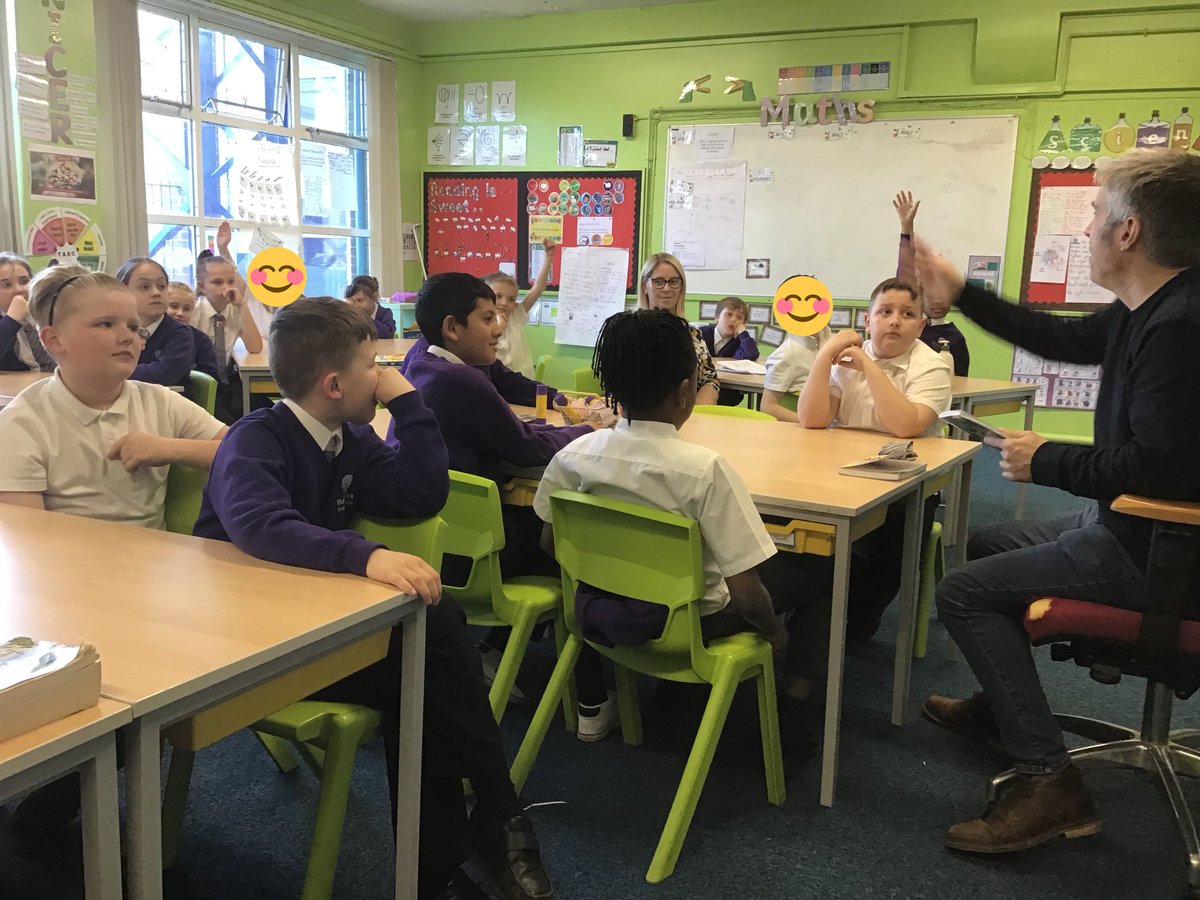 MissRDodd's tweet photo. Excellent session with Andy Tooze this afternoon, we all thoroughly enjoyed it! #andytooze #poetry https://t.co/X9r5RLdrGj