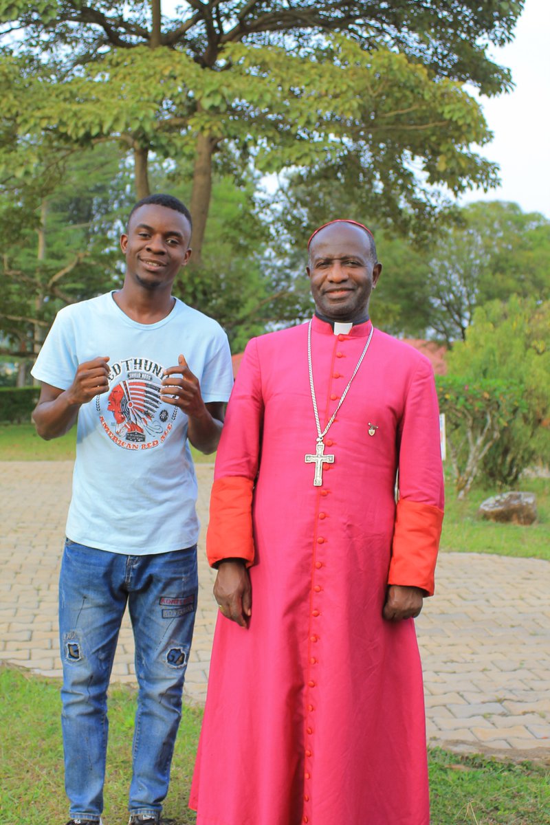 UgMandy's tweet photo. A blessing from the Bishop Akiiki Robert Muhiirwa 
Am blessed https://t.co/SqPFwBEUyp