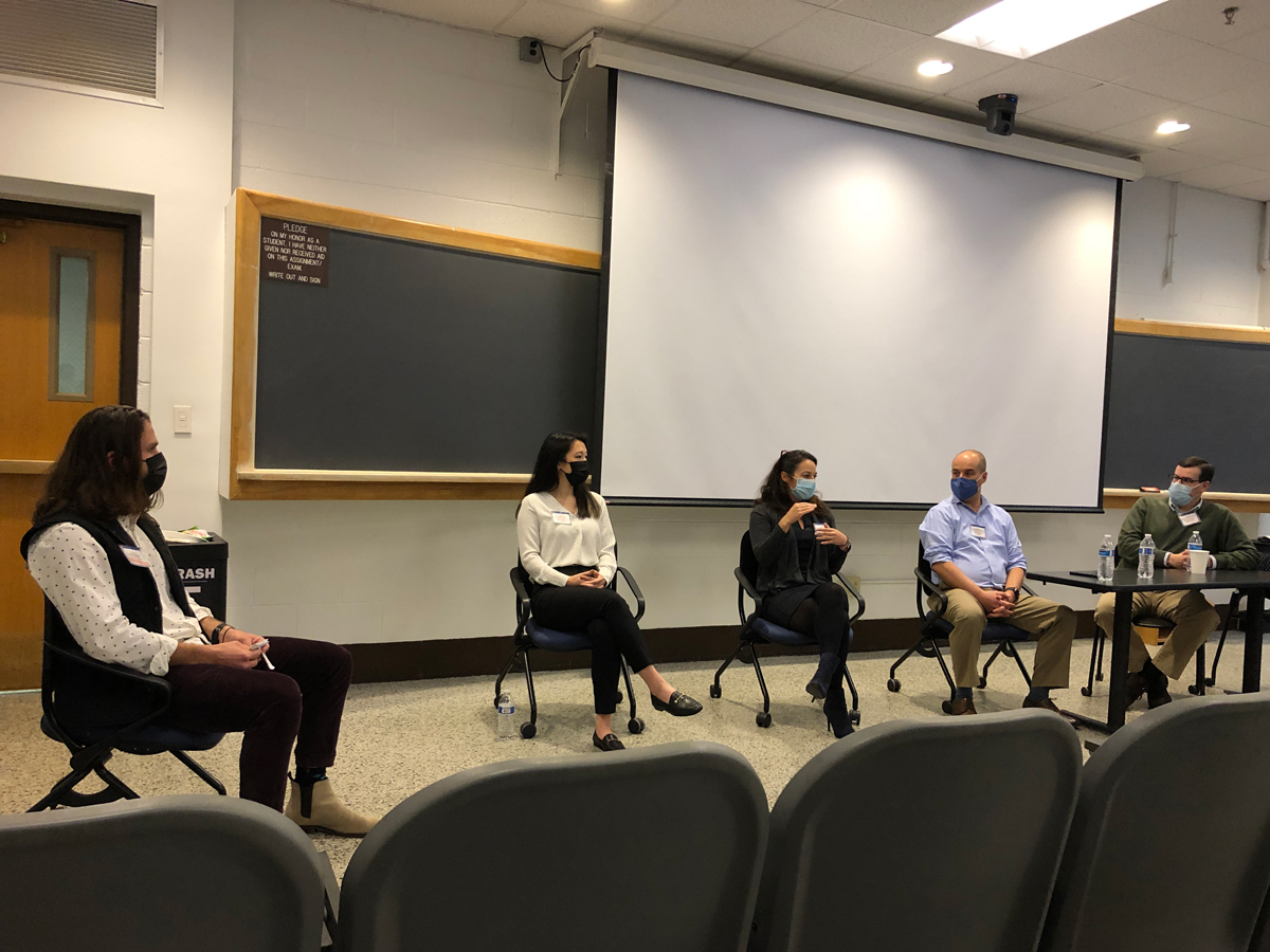 uvachechair's tweet photo. Big thanks to all who made CHEERS 2022 a success– Tori Vigil &amp; fellow PhD students for leading and planning, faculty for supporting students and their excellent research, and our industry guests. If you missed it, more pics &amp; details here: https://t.co/Bw854d4vg7.
@UVAEngineers https://t.co/4BivZwUWvx
