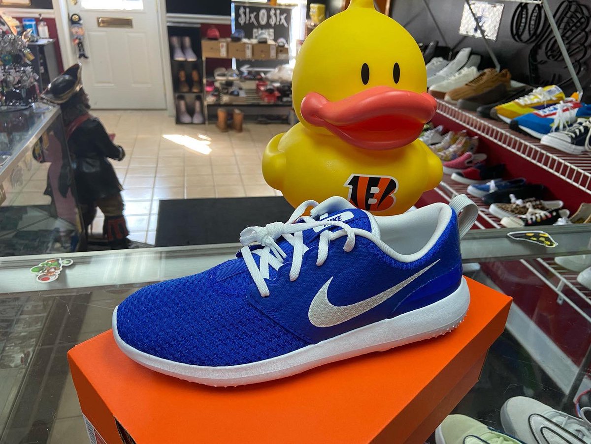 606PLUS's tweet photo. 🔥🎯👟💪🏼‼️ Fresh in &amp; otw! Slide thru! ‼️💪🏼👟🎯🔥

#sixosixplus #606plus #the6 #rrg #shoeshoeshoes #actionfigures #funko #jerseys #slide https://t.co/Ul4eHGx4Fz