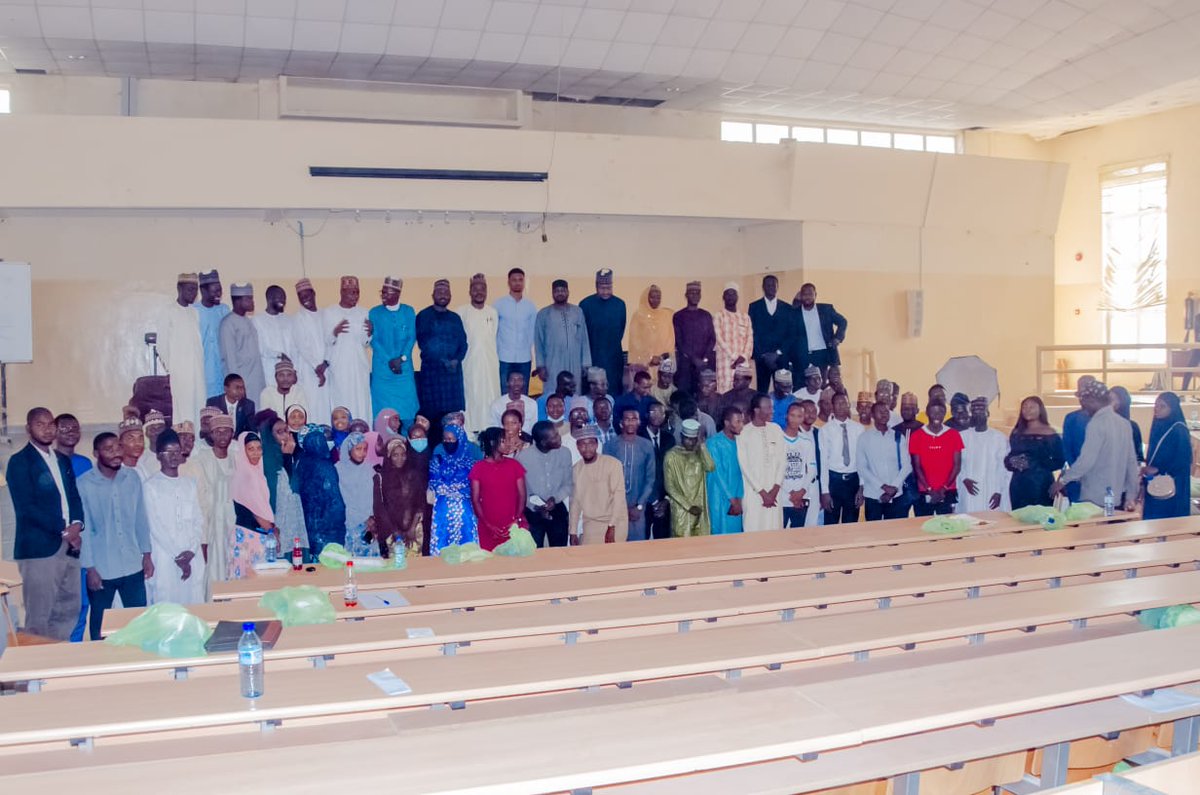 Official_BUMSA's tweet photo. 2022 1st NiMSA Northwest Region Panel Discussion hosted by Bayero University Kano on Saturday and which was graced by Medical students from different Parts of the country and medical doctors. Also there was swearing in of new excos of NiMSA Northwest Region. https://t.co/dPZshx1LhQ