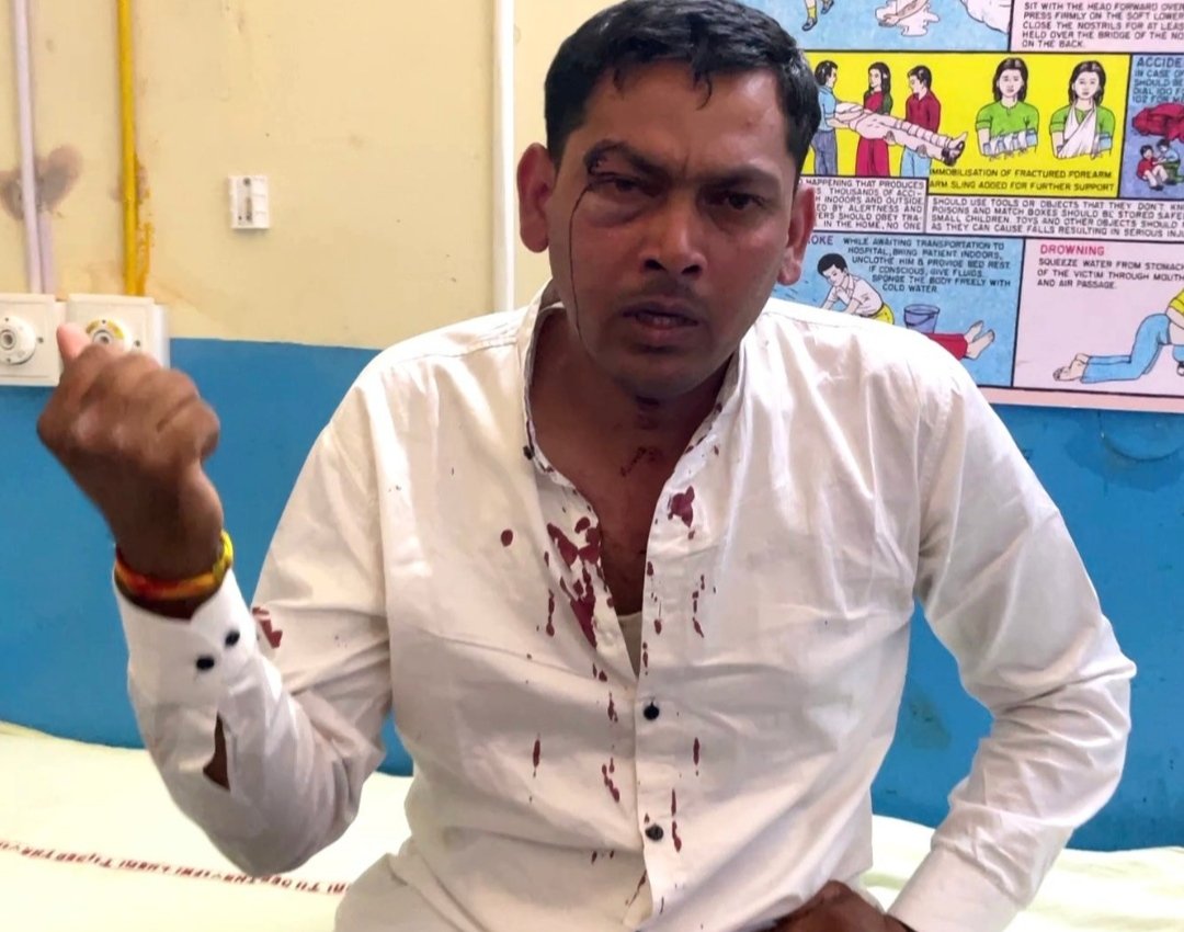 VivekanandHima1's tweet photo. Shame on you @HyundaiIndia. Treat your customer don't beat.
#justiceforajit
@cmohry 
@police_haryana https://t.co/XK8LpzeJIC