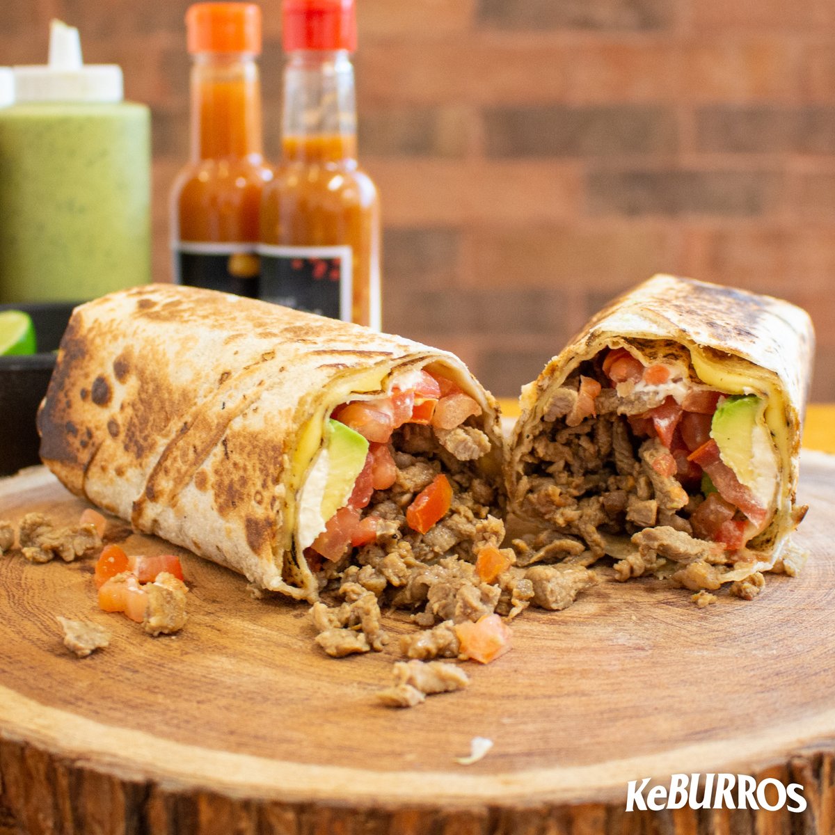 KeBurrosMx's tweet photo. ¿Tonina (izquierda) o Philadelphia (derecha)? https://t.co/9MhgZCoVnL