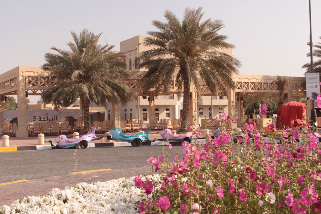 e_boo7's tweet photo. جمال #القطيف واول زيارة لي شكراً استاذ @AlbaderMd104dm  
حياكم الله في #البراحة_٣ 
في #القطيف من ٨ إلى ١٦ شعبان ١٤٤٣هـ
#الاسر_المنتجة
#القطيف_البراحة٣
#البراحة https://t.co/U63gvUyYsd