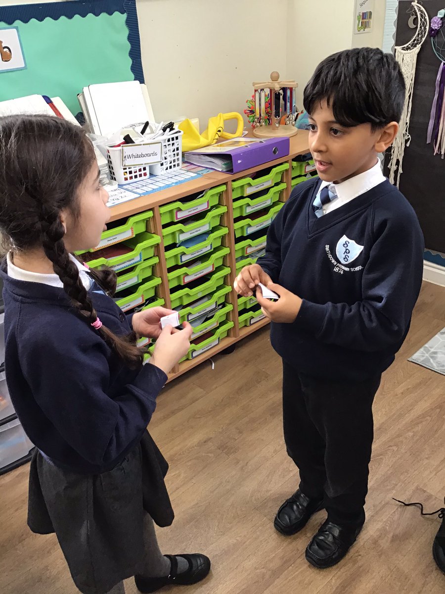 SmithdownPrimY2's tweet photo. Playing ‘preposition sticky hands’ to help us rehearse our sentences and designing our own settings ready to write our own stories later in the week #smithdownwriting @LiteracyCounts1 https://t.co/Hki03VTKHf