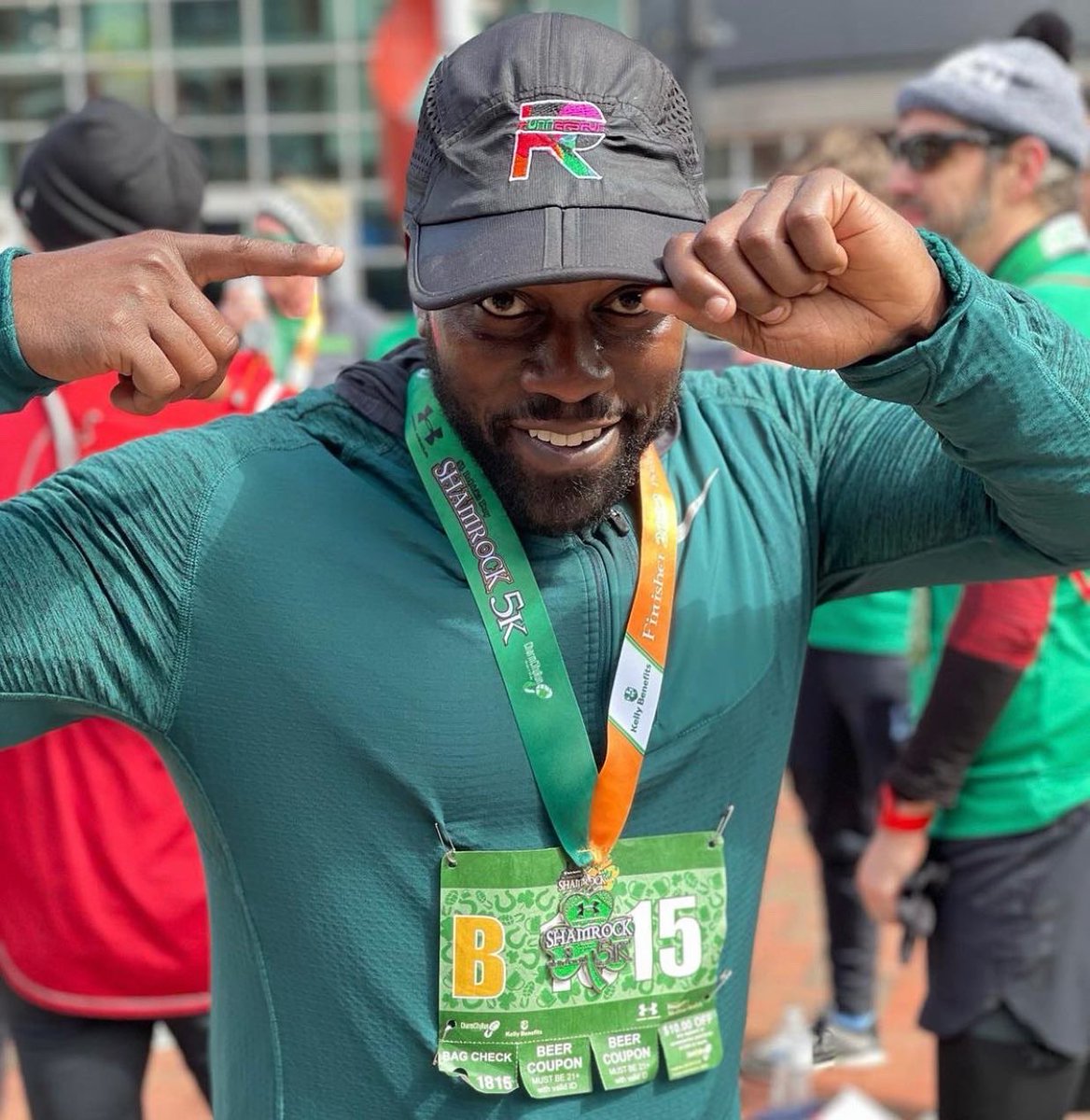 RunnersRun_'s tweet photo. Available @ https://t.co/3W36moVo9c 🧢🏅 https://t.co/TczuU3FppC