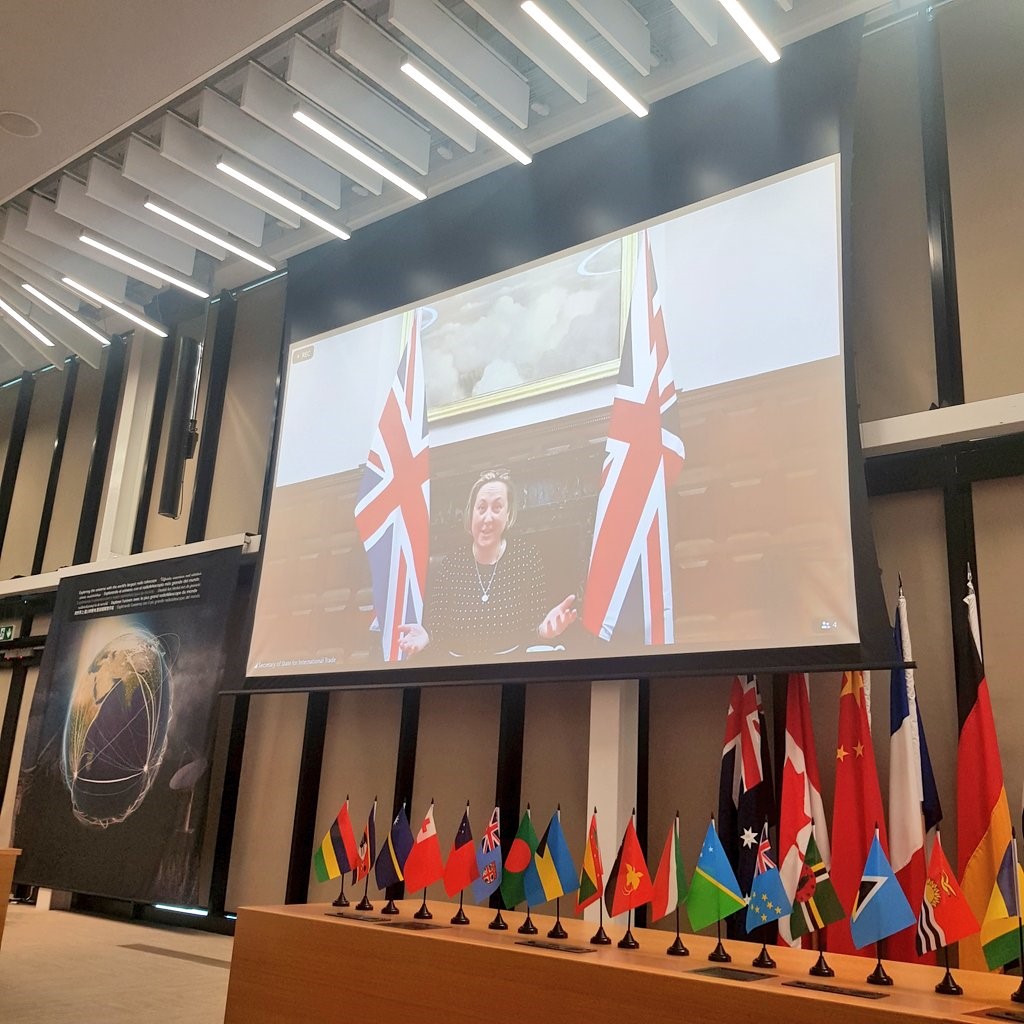 uocshoutout's tweet photo. Our Vice Chancellor was flying the flag for our international students from across the Commonwealth earlier today when she spoke at @CCACommonwealth's "Exporting to the Commonwealth" event, alongside the Rt Hon Anne-Marie Trevelyan MP, Secretary of State for International Trade. https://t.co/KYnGaElgB4