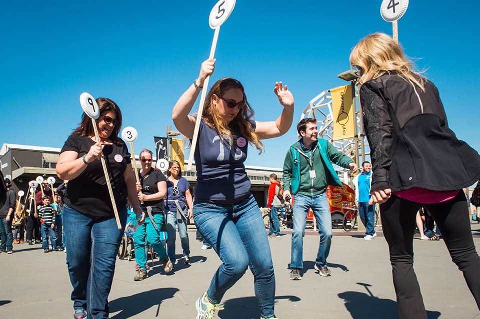 SFPort's tweet photo. Happy #PiDay! 🤓 3/14 commemorates the irrational, transcendent, and never ending ratio that helps describe circles of all sizes. Drop by the @exploratorium and share your π Day spirit with a day of fun, including educational workshops and free pie! #PiDaySF  📸: @exploratorium https://t.co/ARTjmJrmeM