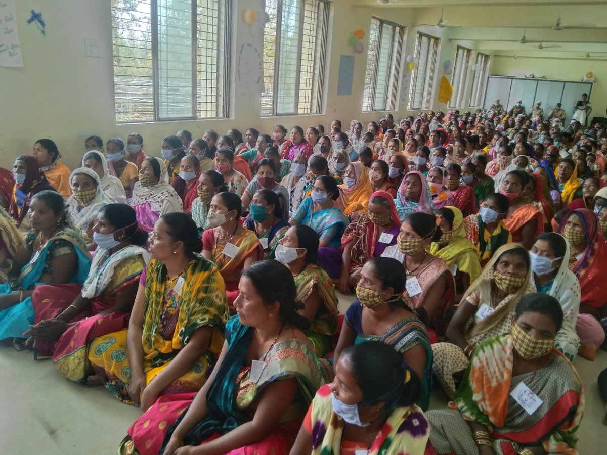 AmulPawar15's tweet photo. 8 March મહિલા દિનની ઉજવણી સુબીર ખાતે action Aid association,આગાખાન સંસ્થા તેમજ મહિલા ધિરાણ મંડળી દ્વારા કરવામાં આવી https://t.co/40FihPljnb