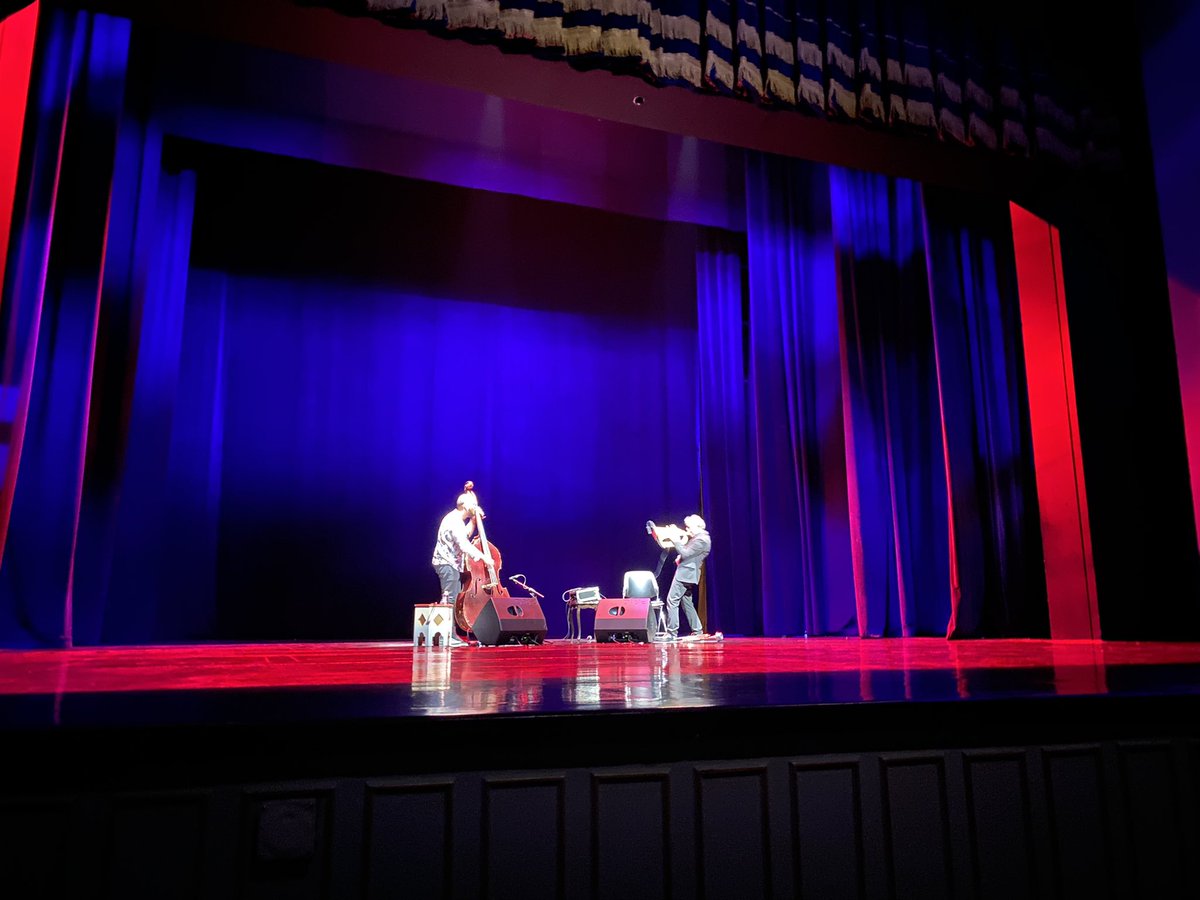 ItalyinIran's tweet photo. 🎶 Delicate and inspiring performance on jazz notes by 🇮🇹 Paolo #Fesu 🎺 &amp; Marco #Bardoscia 🎻 tonight at the #Vahdat Hall in cooperation with #Roudaki Foundation.
A tribute to #Italy #Iran friendship and global peace, that marks the new #Persian year! https://t.co/QefC1sVW8c