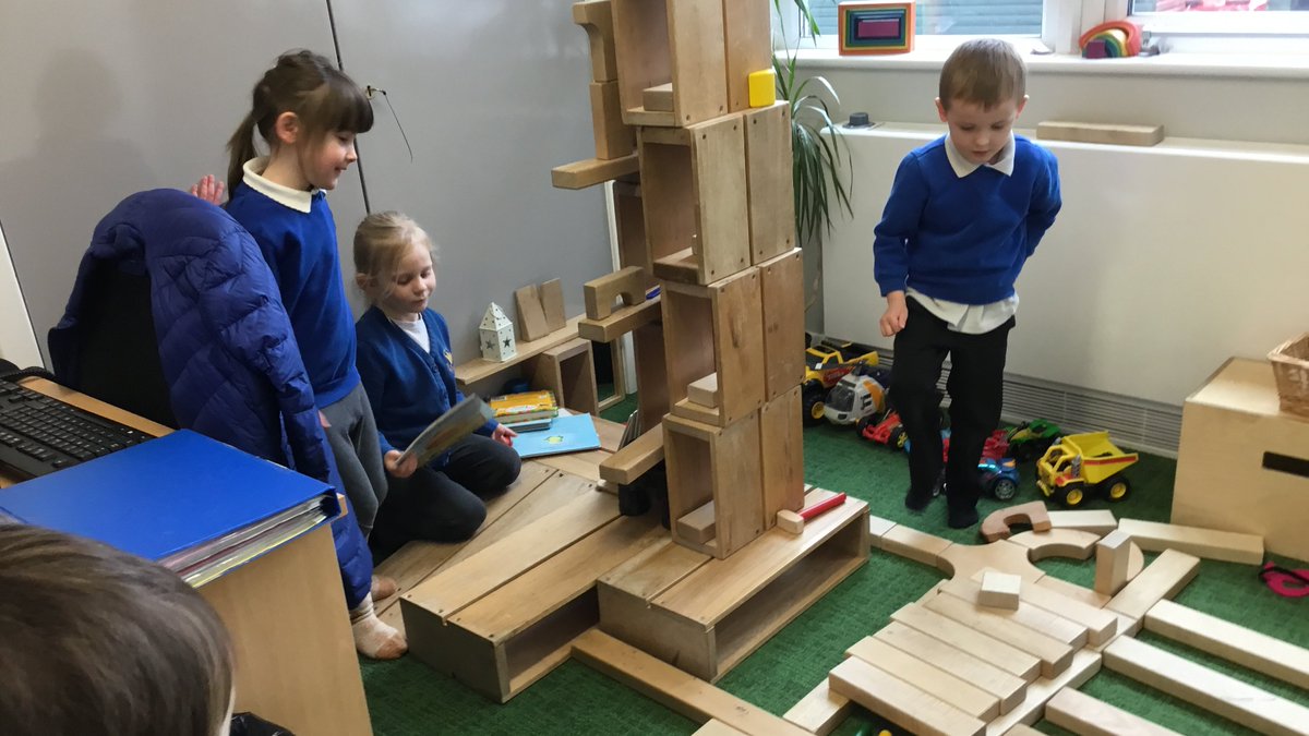 BlairAthollPS's tweet image. WOW look at all the learning that is happening with the #communityplayblocks today! The nursery children using their imaginations to the full creating these different play scenarios. @FroebelTrust @elc_pkc @CommunityPlayUS