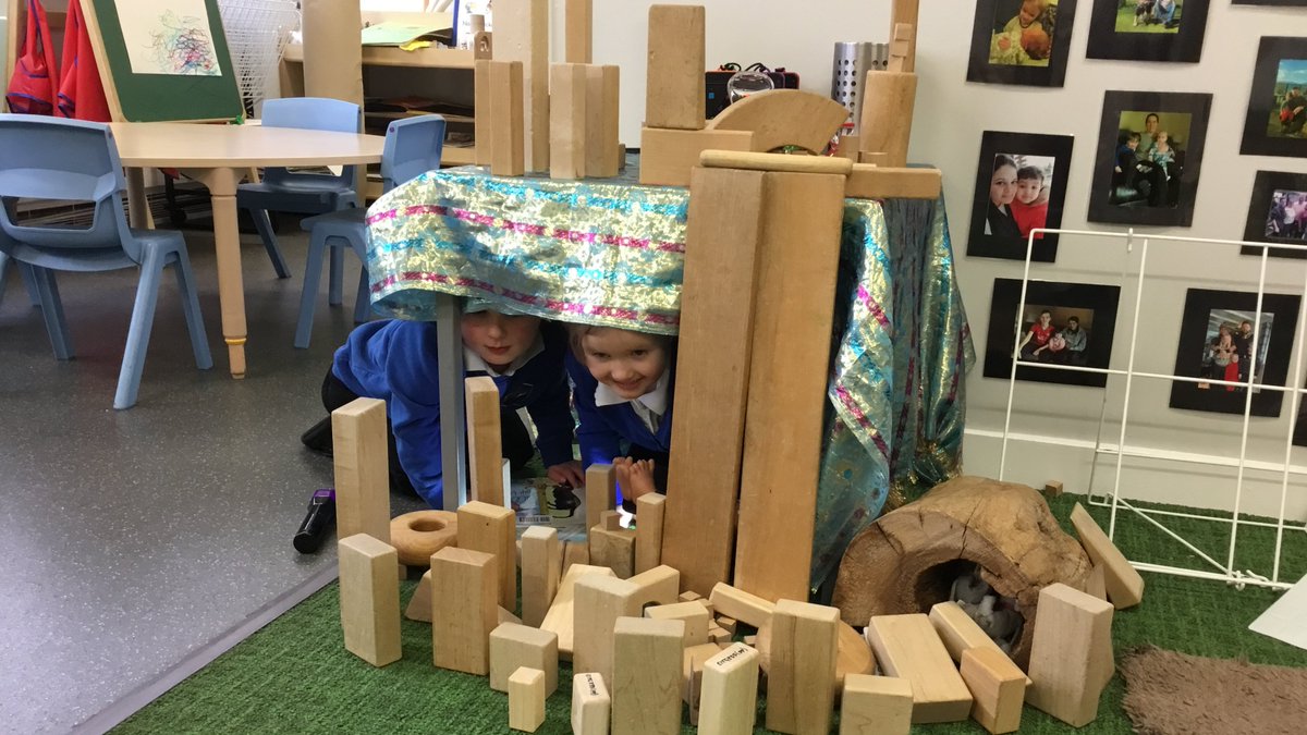 BlairAthollPS's tweet image. WOW look at all the learning that is happening with the #communityplayblocks today! The nursery children using their imaginations to the full creating these different play scenarios. @FroebelTrust @elc_pkc @CommunityPlayUS