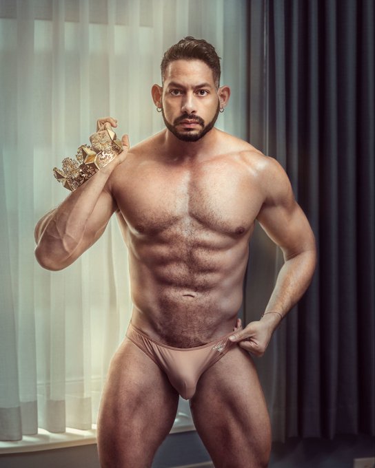 The king ? 

? @TrevorBDesign 

#picoftheday #shooting #posing #sexy #sexymen #underwear #gay #gaymem