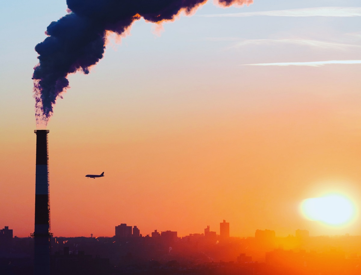 CicloVivo's tweet photo. Governo é #processado no #STF por subsídio ao #carvão - A #extração e a #queima de carvão contaminam o solo, o ar e a água com substâncias #tóxicas, acarretando #prejuízos à #saúdepública
https://t.co/TxiJ8NJN5W https://t.co/raYgU91pDF