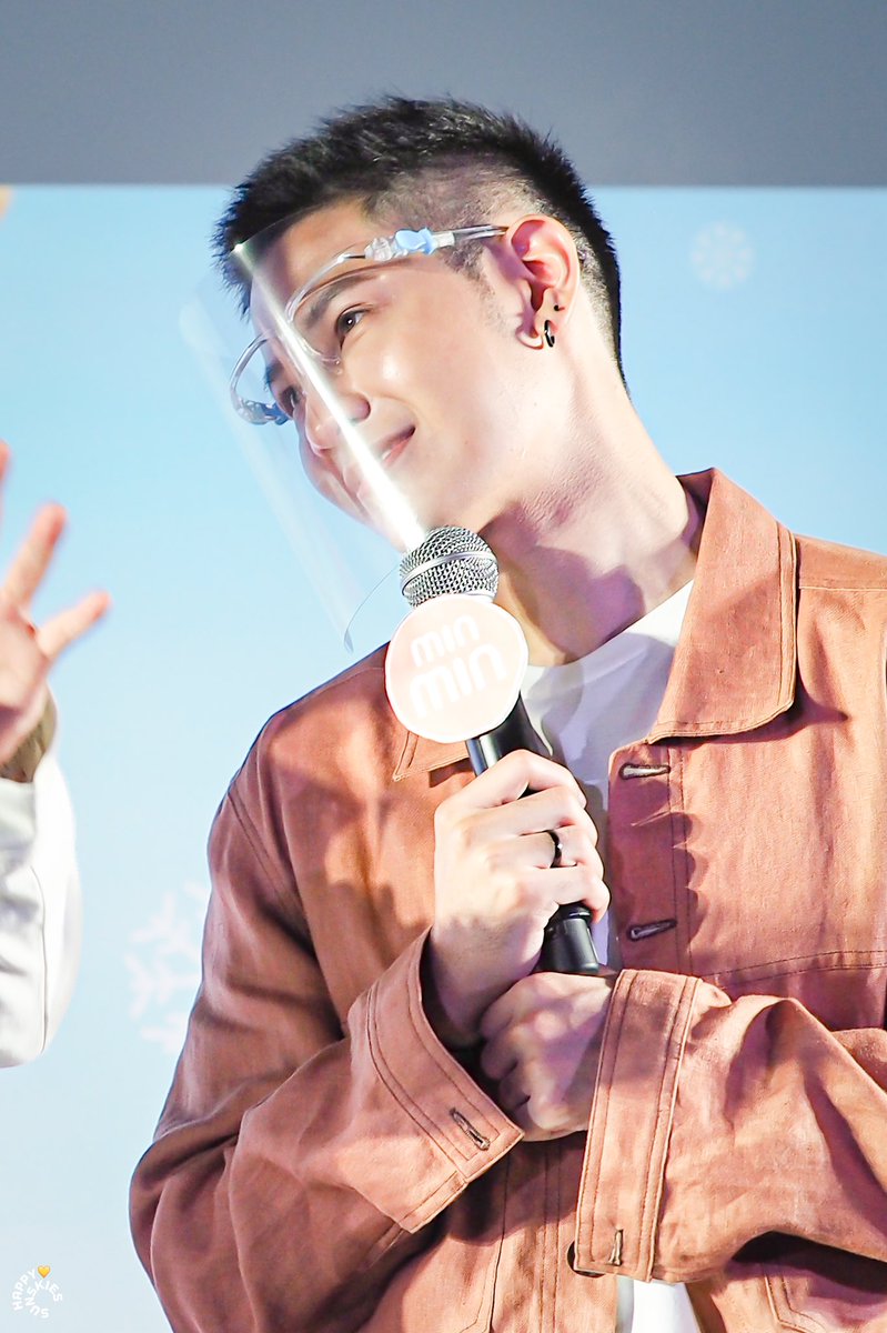 happysunskies's tweet image. รู้อยู่แล้วว่ารัก… แต่เพิ่งรู้ว่าหลง 😩

#คริสสิงโต
#amhappypix