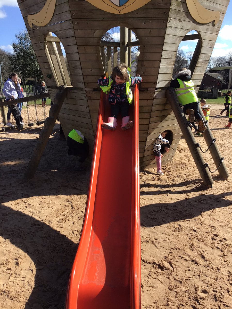 aspear_'s tweet photo. What a fun day for nursery and reception! They have loved their magical trip to the fairy forest and then a fun filled trip to the park! 🧚‍♀️ 🪄 @MissWhitehurst_ @RowParkAcademy https://t.co/s4YE76PKYI
