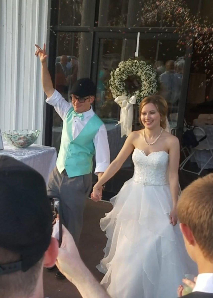 Blood is Thicker: A True Crime Podcast (@bloodisthicker7) on Twitter photo 