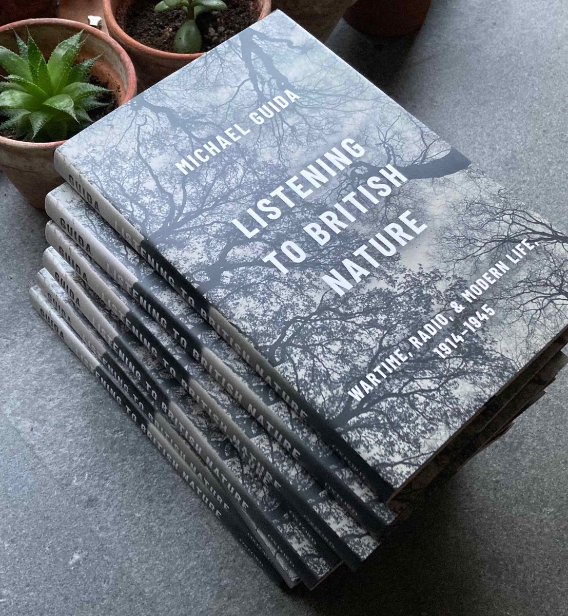 The first airing… I'm talking about my new book online next Monday 21 March at Dolly Jorgensen's gathering called Green House (University of Stavanger). 
newnatures.org/greenhouse/eve…