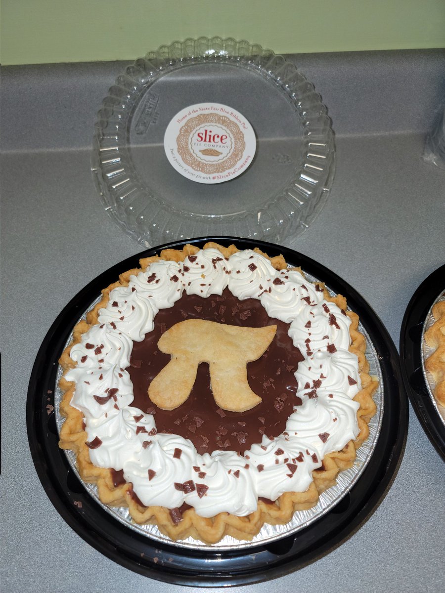 jamielynn2744's tweet photo. When it's PI day at your office! #lifeatStewart #PiDay #piday2022 https://t.co/CyKngL7cwC